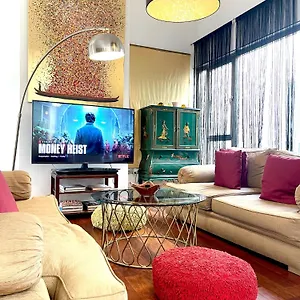 Atico En Plaza De La Constitucion 3 Bedrooms Apartment